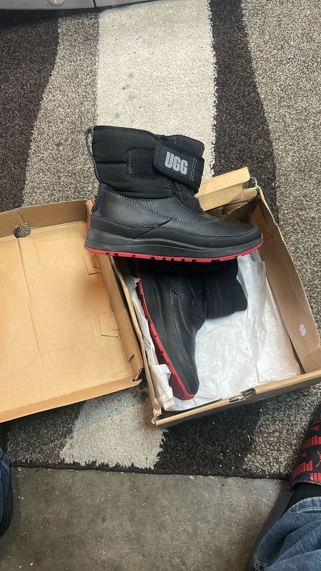 Ugg Boy Boots Size 3