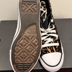New/ Nuevos Converse