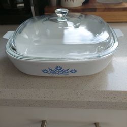 Vintage Corningware 10" Casserole Dish