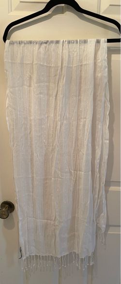 Kate Landry White Crinkle Swiss Dot Scarf Fringe Trim Viscose Lightweight Wrap