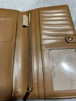 Michael Kors Bedford Legacy MD Dome Satchel Leather Purse New for Sale in  Phoenix, AZ - OfferUp