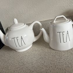 Tea Pots 15$ Each