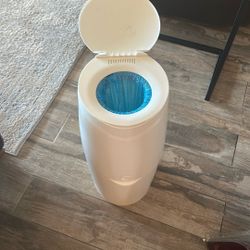 Playtex diaper Genie