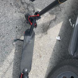Scooter Runs 30 Miles In Hours In Great Condition 