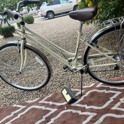 Schwinn Ladies Medium Size 29” Wheel Size