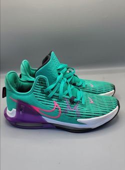 Nike Mens LeBron Witness 6 CZ4052-300 Emerald Basketball Shoes Sneakers Size 10