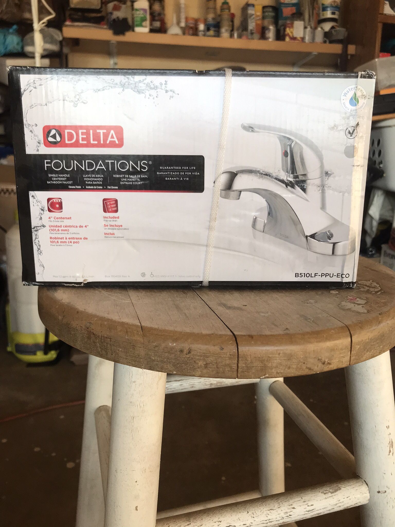 Delta Foundations Single Handle Centerset Bathroom Faucet B510LF