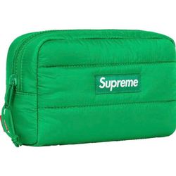 Green Supreme Box Logo Puffer Pouch