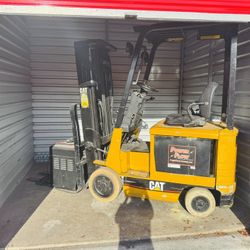 Forklift Electric 