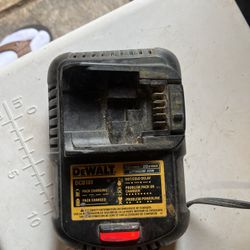 Dewalt Batter Charger