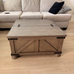 Farmhouse Square Coffee Table with Lift Top for Storage, Grayish Brown