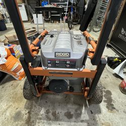 Rigid 6800 Watt Generator 