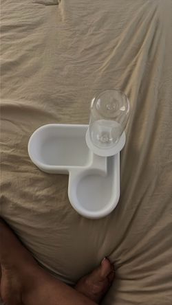 Pet feeder