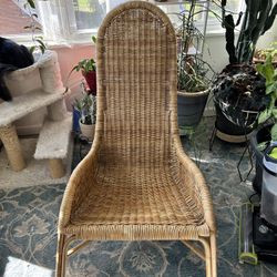 Wicker Char adult Size