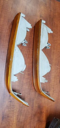 S-10 Left & Right Turn Signal Assembly