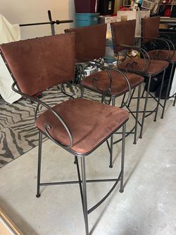 4 metal and fabric bar stools