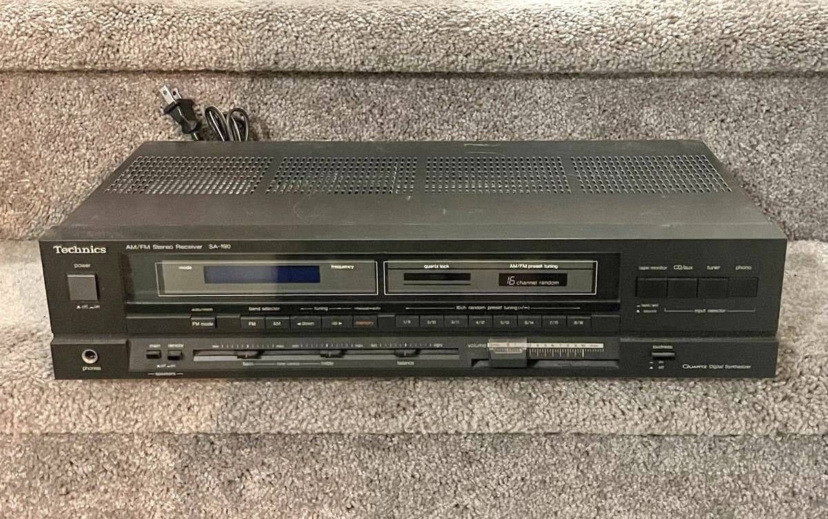 Vintage Technics SA 190 Quartz Synthesizer AM/FM Stereo Receiver