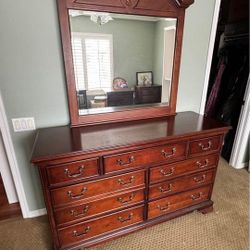 Bassett Dresser, Mirror, 2 Nightstands 
