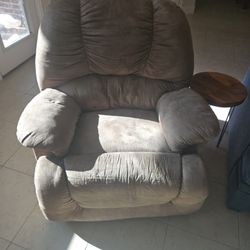 Brown Manual Recliner