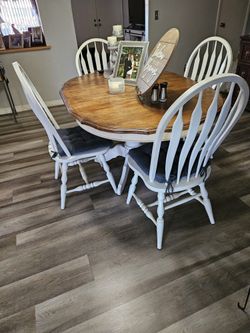 Farmhouse Table