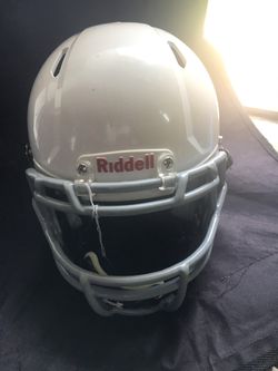 Riddlell speed helmet size Small