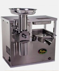 Norwalk Stainless Steel Hydraulic Cold Press Juicer – Brand New and in Original Box