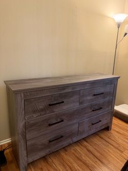 Gray Wood 6-Drawer Dresser