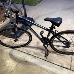 Men's 700c/ Schwinn Trailway Hybrid Bike
