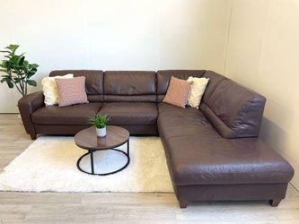 Natuzzi’s Italian Leather 2pc 111” by 89”  Designer Sectional Sofa with RAF Chaise