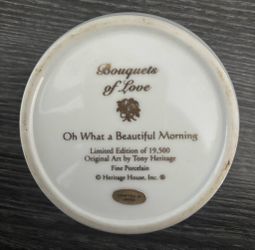 Bouquets Of Love Music Box