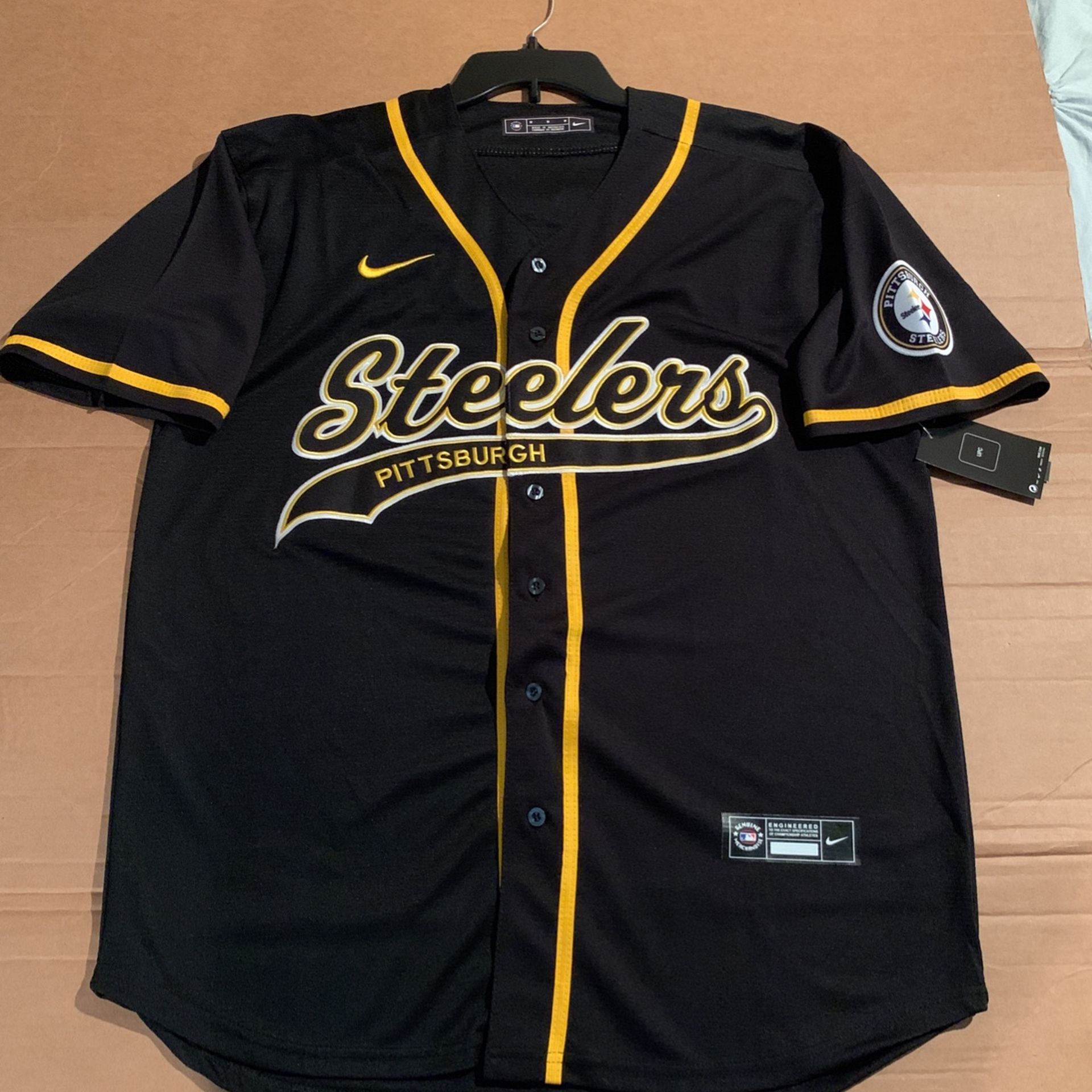 Pittsburg Steelers football jersey for Sale in Long Beach, CA - OfferUp