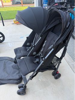 Uppababy g link v2 double umbrella stroller with travel bag