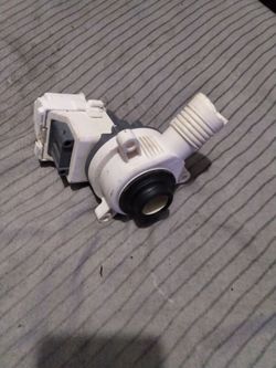 Kenmore Whirlpool roper newer style top load locking lid type washer drain pump