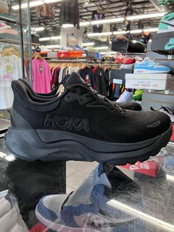 Hoka One One Arahi 8 Black