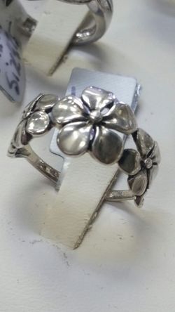 .925 sterling silver Ring s.. 8.5