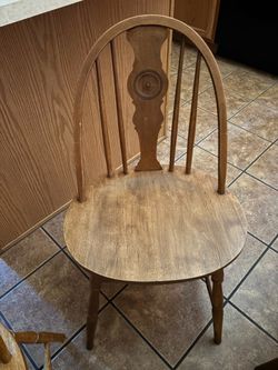 Beautiful vintage chair !