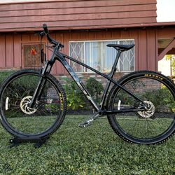 2021 Trek Marlin 5 *FULLY UPGRADED!* 