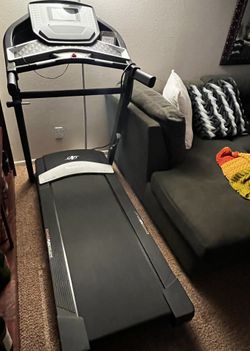 NordicTrack Treadmill For Sale !!