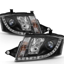 2000-2006 AUDI TT BLACK PROJECTOR HEADLIGHTS WITH LED RUNNING DAYTIME LAMPS