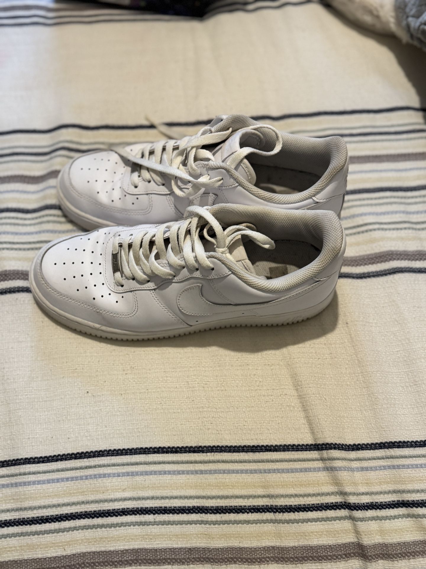 AF1 
