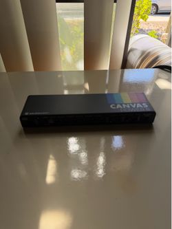 Walrus Canvas Power 8 power supply brick