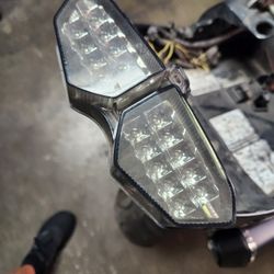 2003 To 2005 YAMAHA R6 R6S TAIL LIGHT 