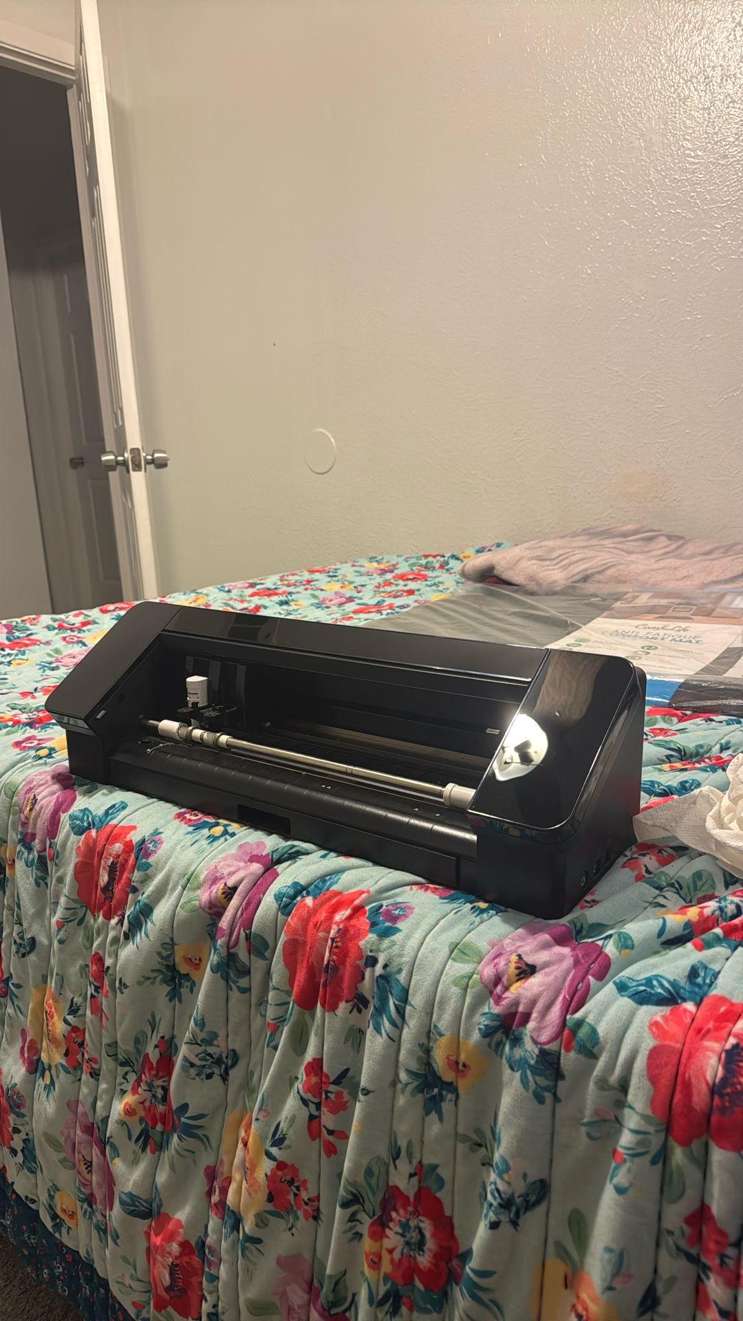 Cameo 4 Vinyl Cutter