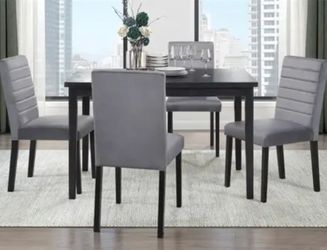 Andreas black dining set