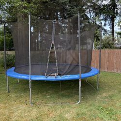 12ft Trampoline 