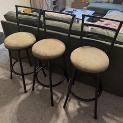 Set Of 3 Barstools