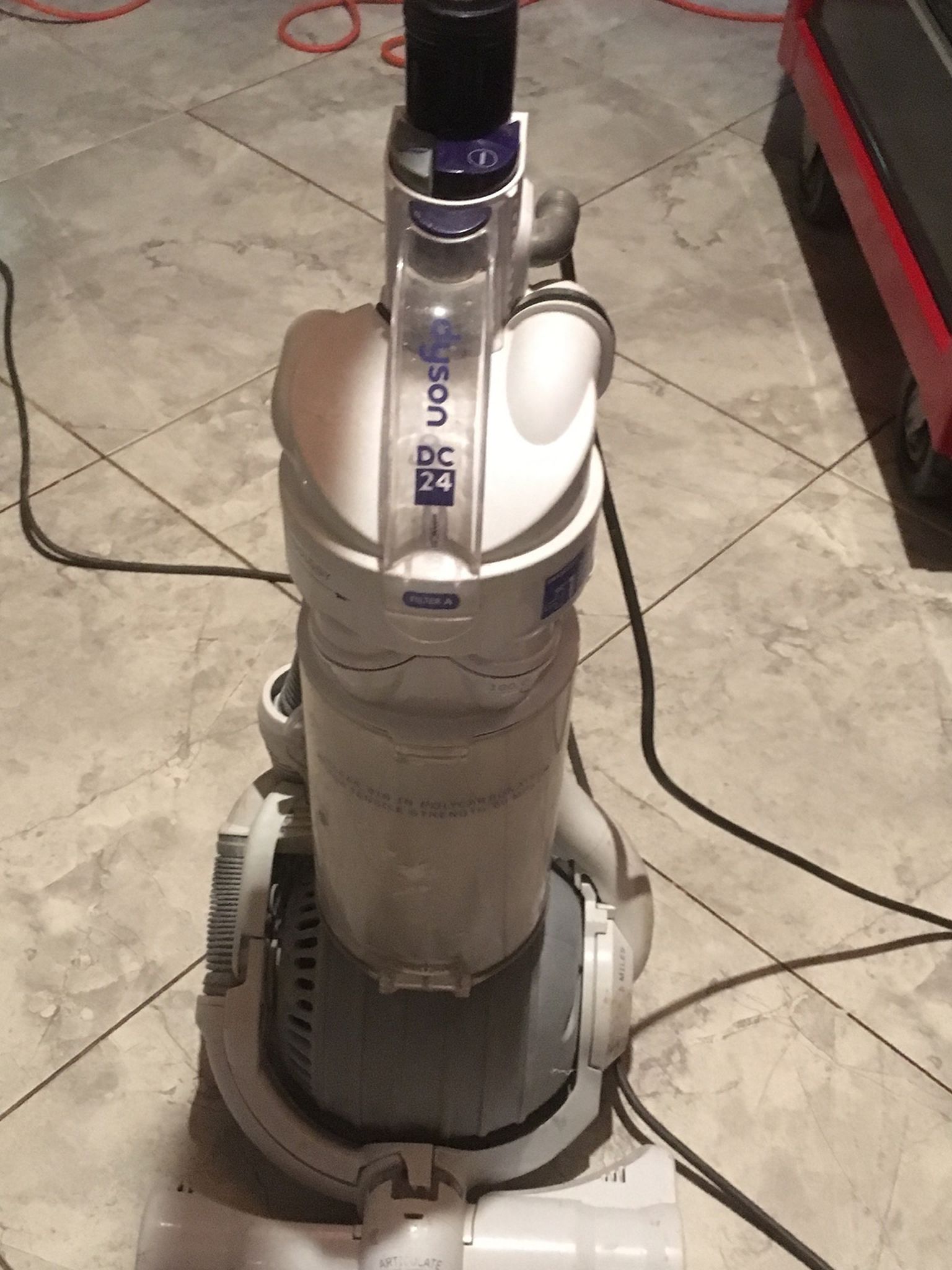 DYSON VACUUM NOT WORKING PERFECTLY