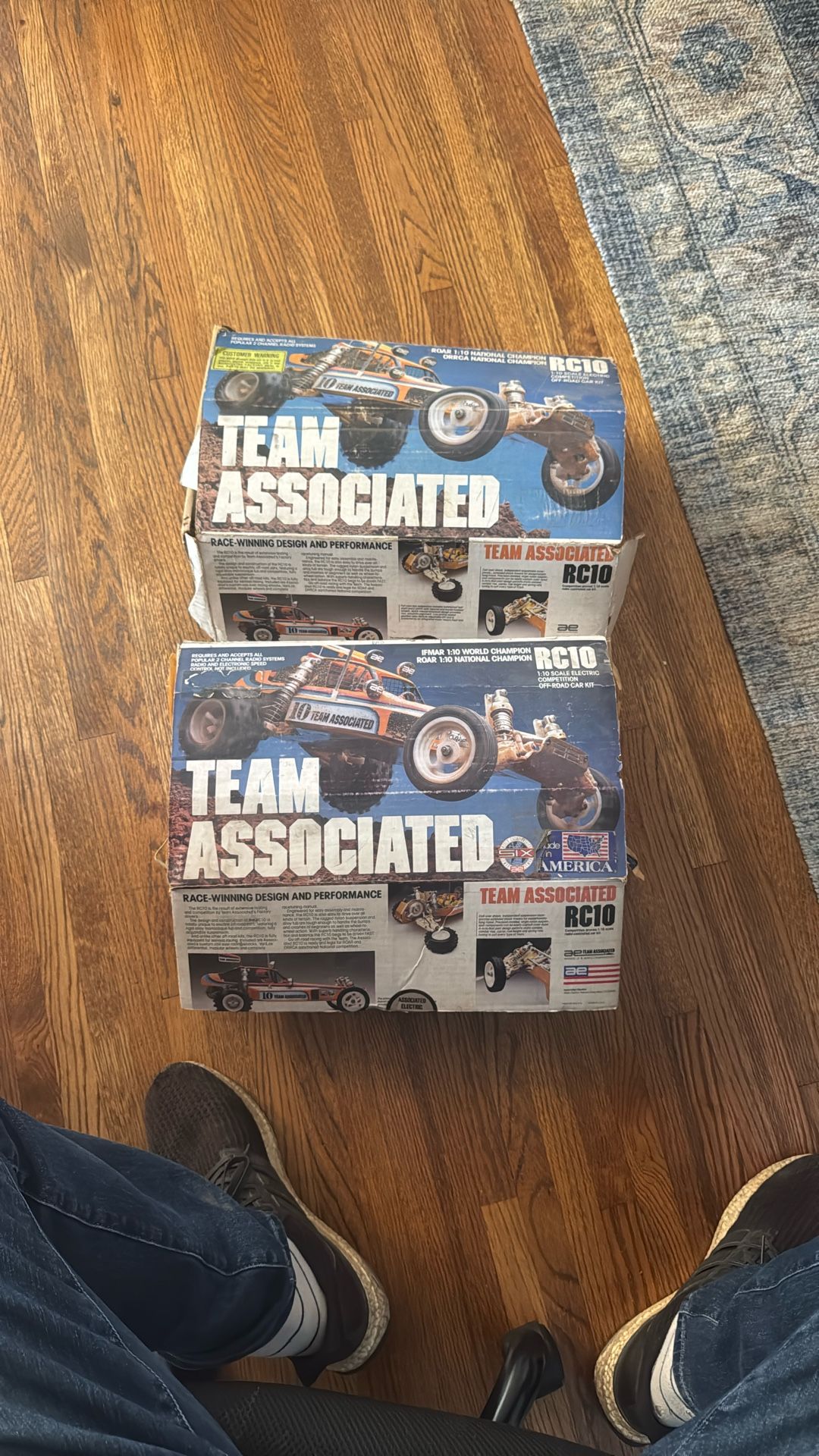 RC CARS (2 RC-10’s)