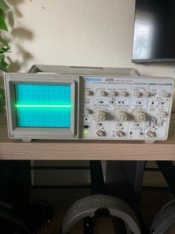 Tektronix 2225 oscilloscope