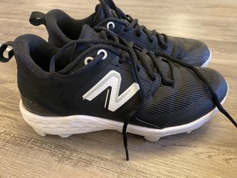 Baseball New Balance Cleats
